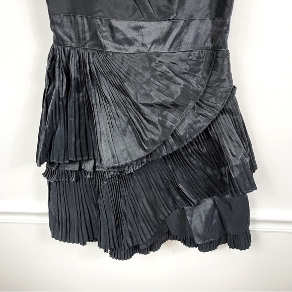 MAX & CLEO Black V-Neck Sleeveless Pleated Ruffle Cocktail Dress - 2 - Picture 4 of 9
